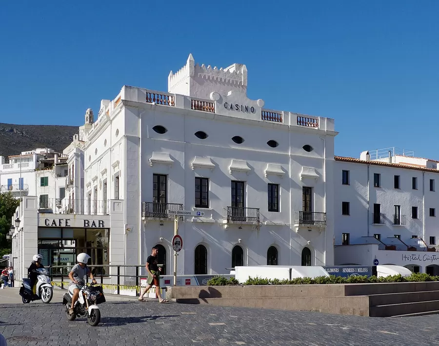 Narrow whitewashed street in the coastal town of Cadaqués on the Costa Brava