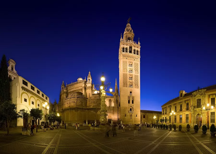 Plaza Virgen de los Reyes in Seville with the Giralda bell tower of the cathedral